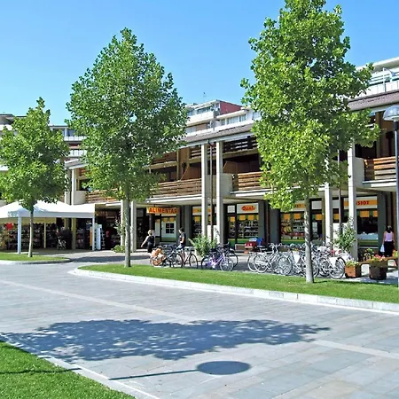 Appartement Apartment In Caorle Near Beach & Pool *