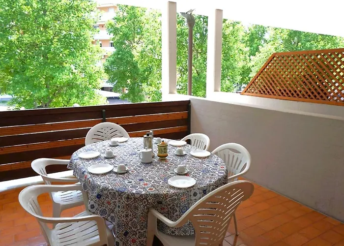 Apartment In Caorle Near Beach & Pool 公寓 *