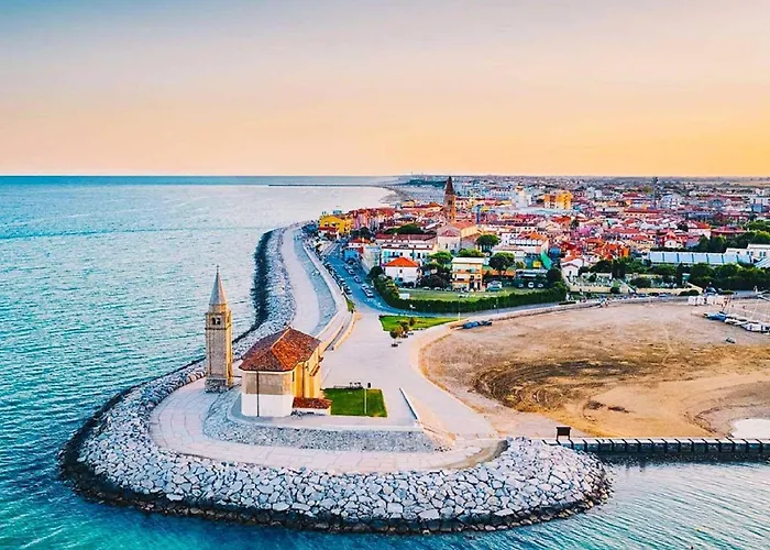 Apartment In Caorle Near Beach & Pool 公寓 *