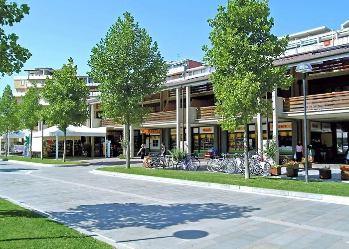 公寓 Apartment In Caorle Near Beach & Pool *